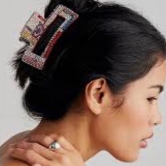 Free People Curried Myrrh Monet Crystal Embellished Stunning Claw Clip NEW - Picture 6 of 17